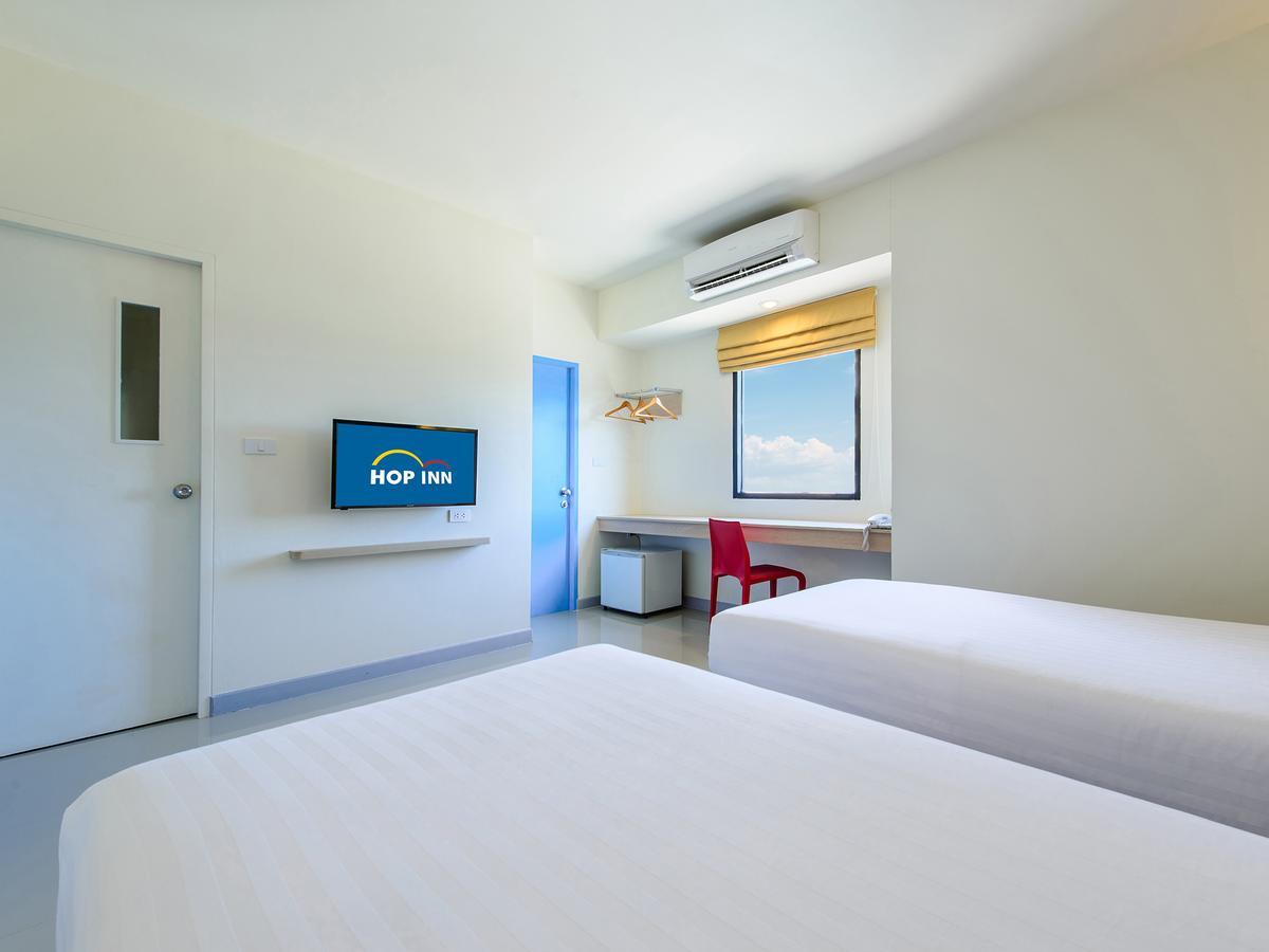 Hop Inn Chonburi Extérieur photo