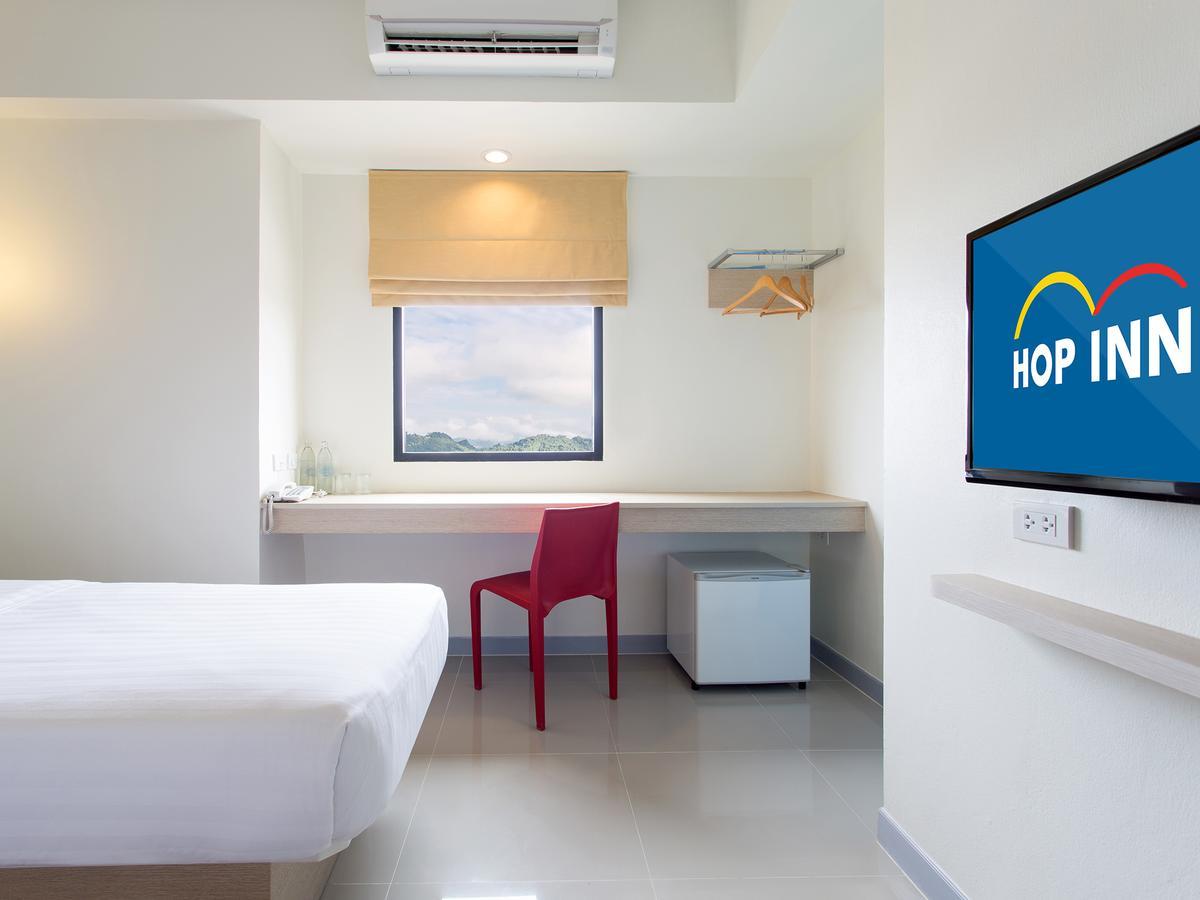 Hop Inn Chonburi Extérieur photo